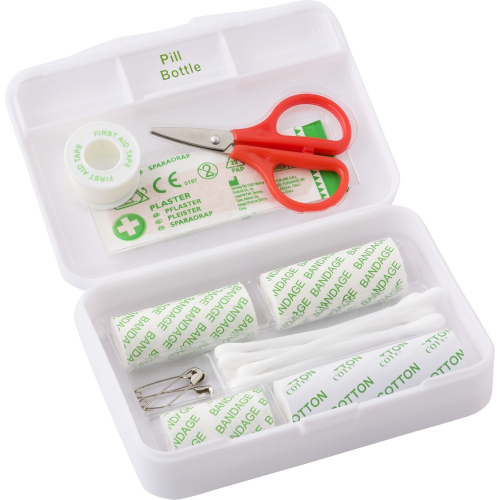 Trousse de premiers soins dans un emballage en plastique 23 pices.