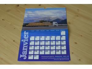 Calendrier mural grand format avec accroche