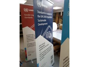 Roll-up banner enroulable pour UNECE